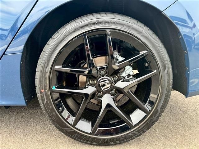 HONDA CIVIC hatchback 2025