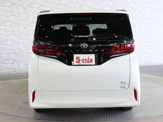 TOYOTA ALPHARD hybrid 4WD 2024