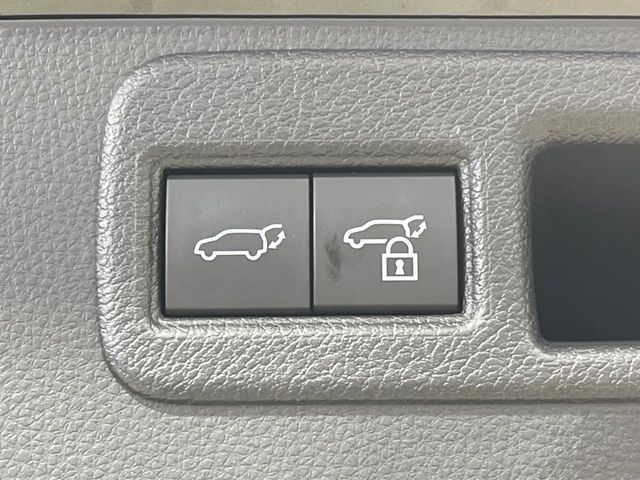 TOYOTA HARRIER 2WD 2020