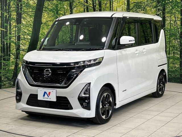 NISSAN ROOX 2021