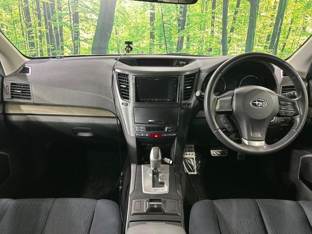 SUBARU LEGACY OUTBACK 2012