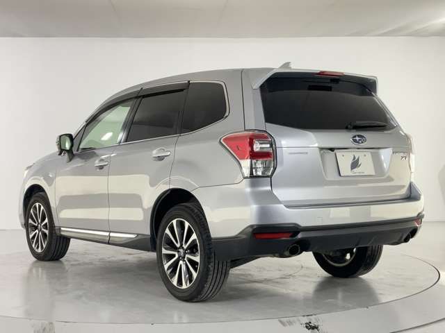 SUBARU FORESTER 2017