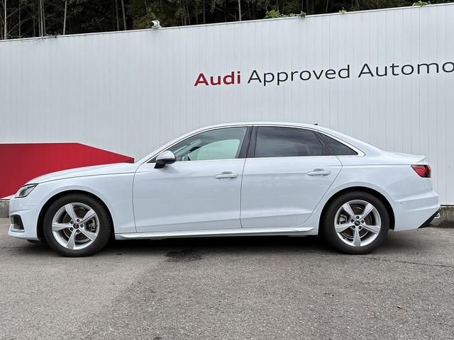 AUDI AUDI A4 2022