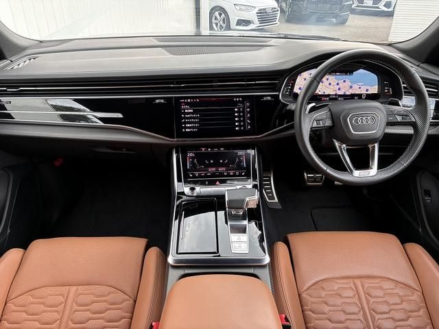 AUDI AUDI RS Q8 2022