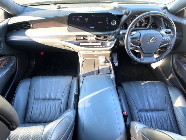 TOYOTA LEXUS LS500 2021