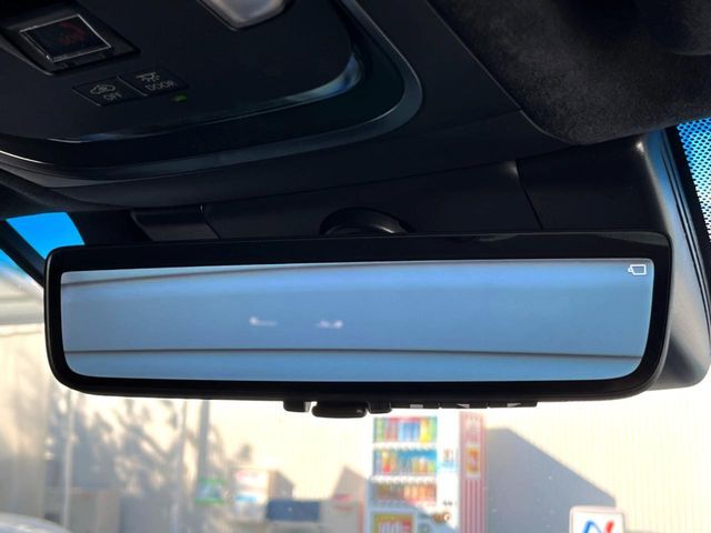 TOYOTA LEXUS LS500 2021