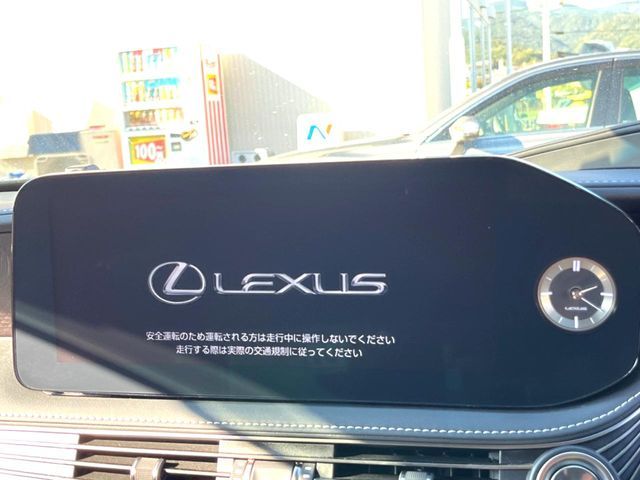 TOYOTA LEXUS LS500 2021