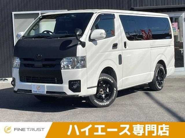 TOYOTA HIACE van 4WD 2019