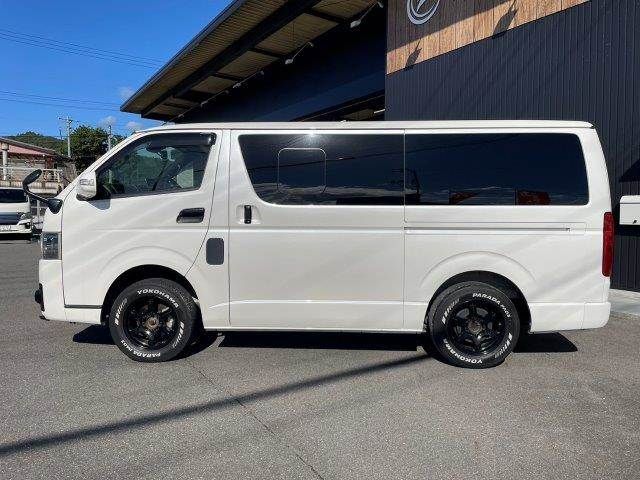 TOYOTA HIACE van 4WD 2019