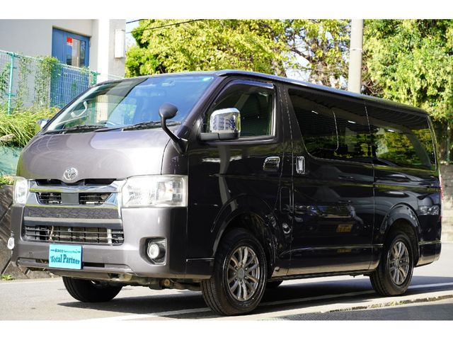 TOYOTA HIACE van 4WD 2020