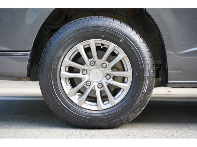 TOYOTA HIACE van 4WD 2020