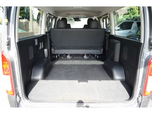 TOYOTA HIACE van 4WD 2020