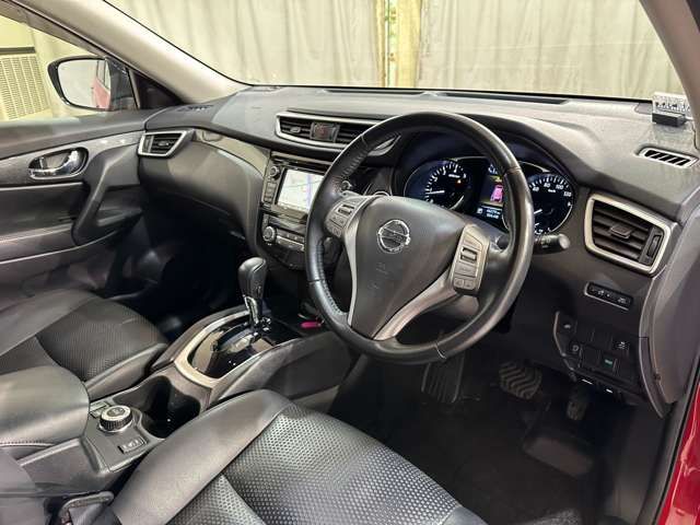 NISSAN X-TRAIL 4WD 2014