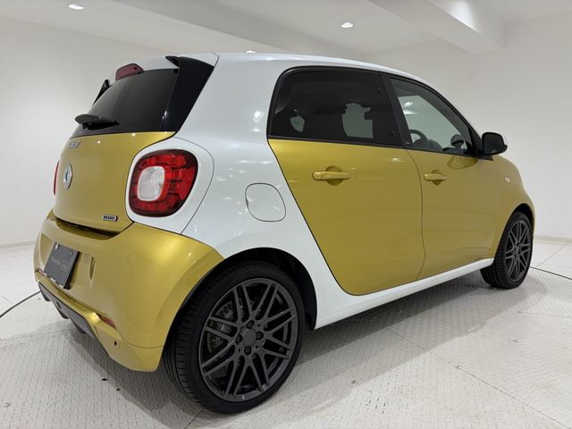 MCC SMART FORFOUR 2019