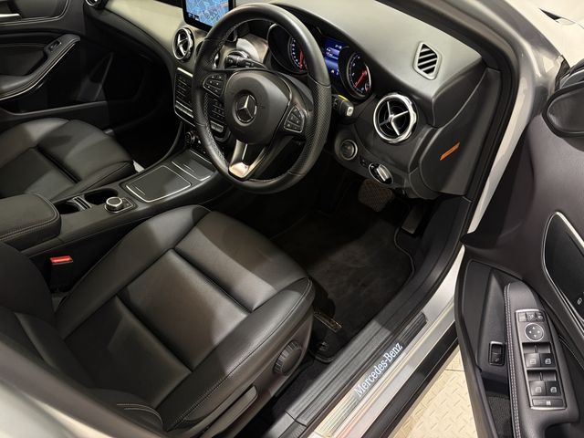 MERCEDES BENZ MERCEDES BENZ GLA class 2019
