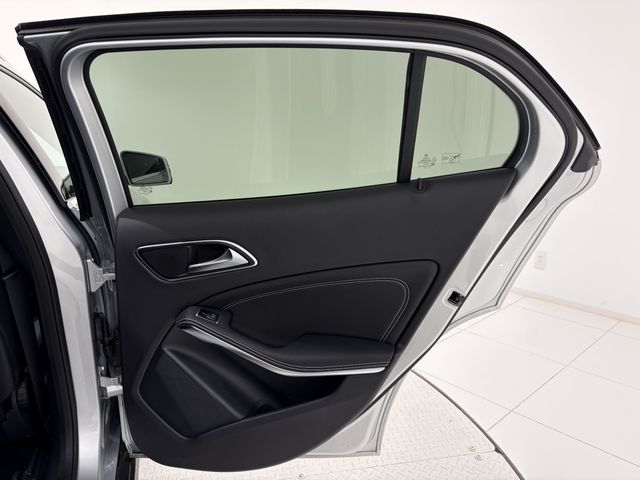 MERCEDES BENZ MERCEDES BENZ GLA class 2019