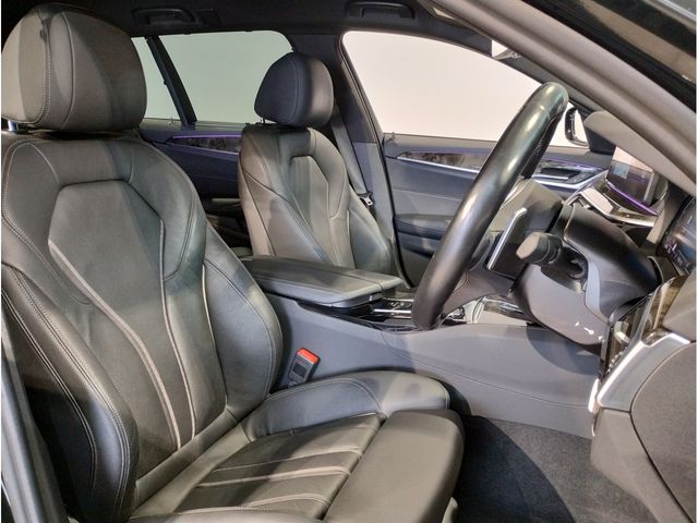 BMW BMW 5series TOURING 2022