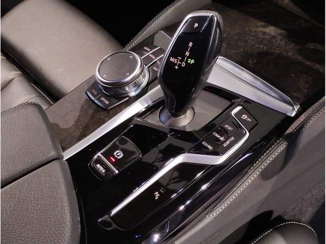 BMW BMW 5series TOURING 2022