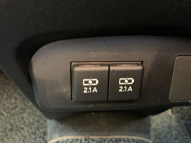 TOYOTA SIENTA HYBRID 2020