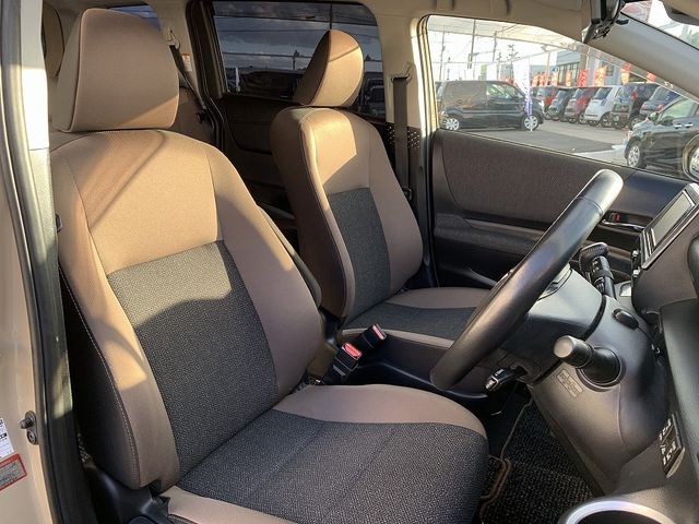 TOYOTA SIENTA HYBRID 2020