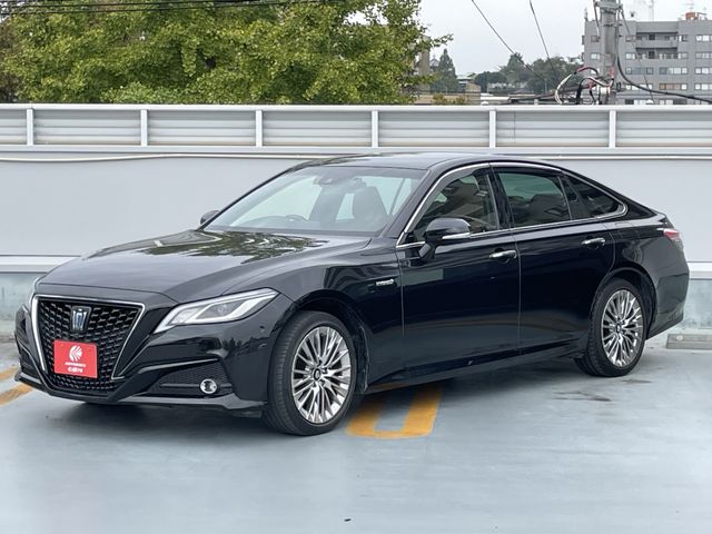 TOYOTA CROWN sedan hybrid 2019