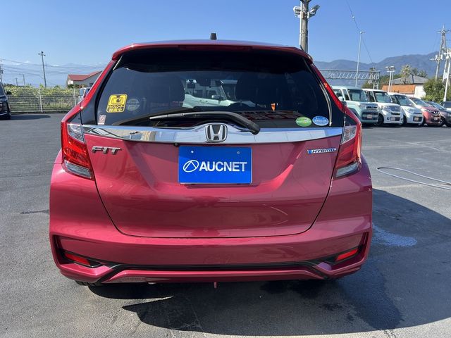 HONDA FIT HYBRID 2017
