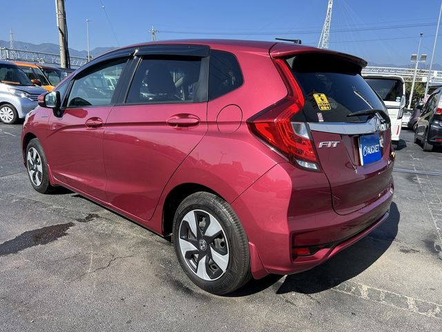 HONDA FIT HYBRID 2017