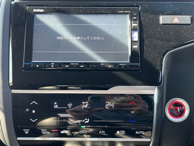 HONDA FIT HYBRID 2017