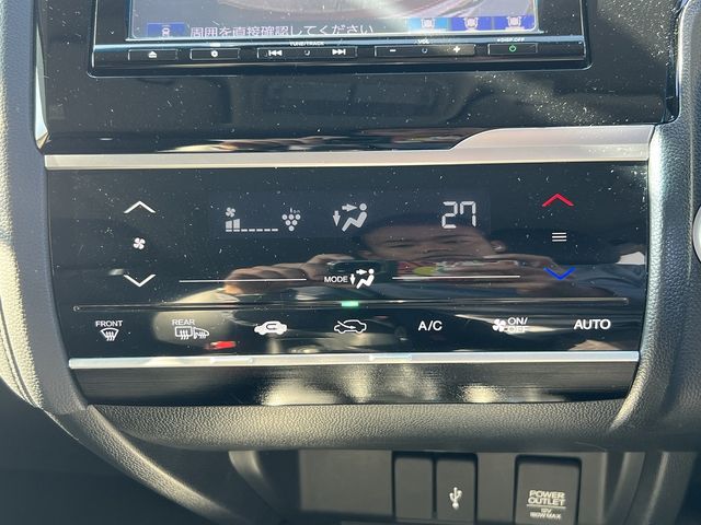 HONDA FIT HYBRID 2017