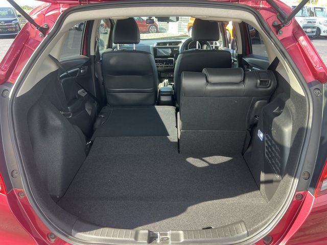 HONDA FIT HYBRID 2017