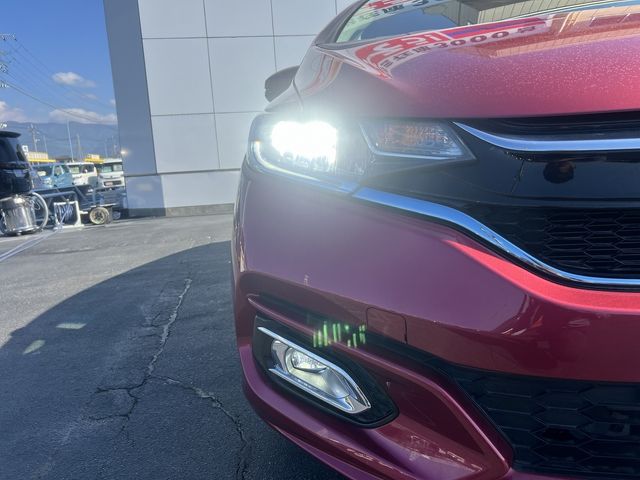 HONDA FIT HYBRID 2017