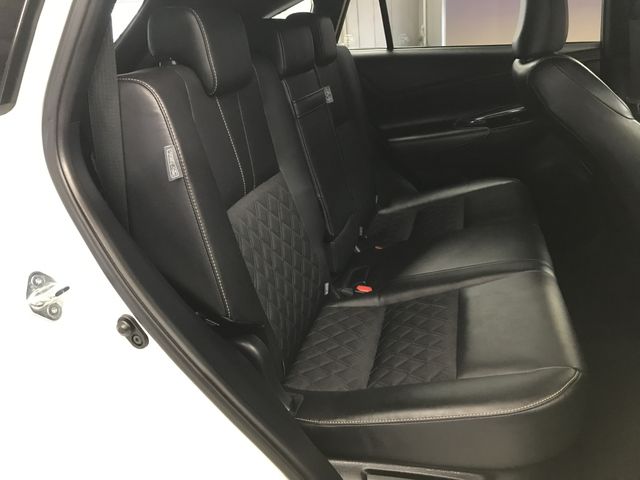 TOYOTA HARRIER HYBRID 2018