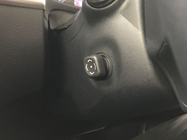 TOYOTA HARRIER HYBRID 2018