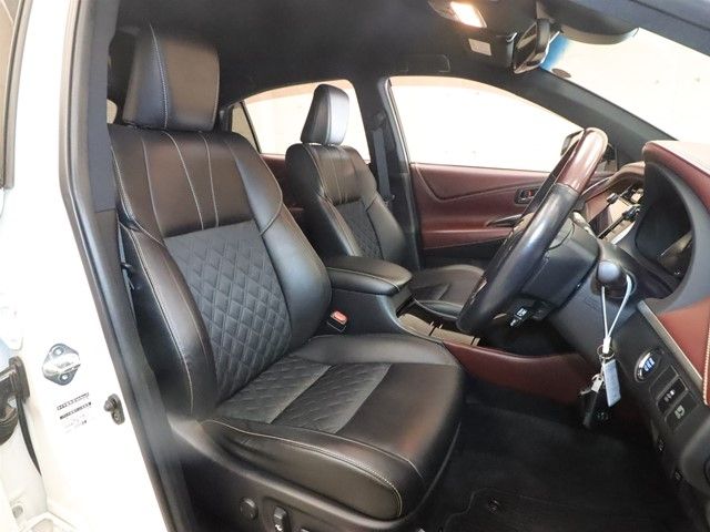 TOYOTA HARRIER 2WD 2013