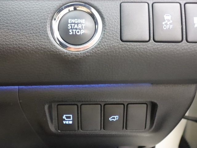 TOYOTA HARRIER 2WD 2013