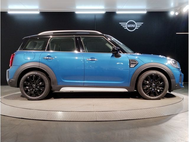 BMW MINI COOPER D CROSSOVER 2023