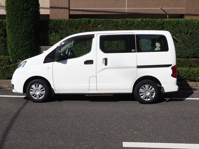 NISSAN NV200 VANETTE van 2020