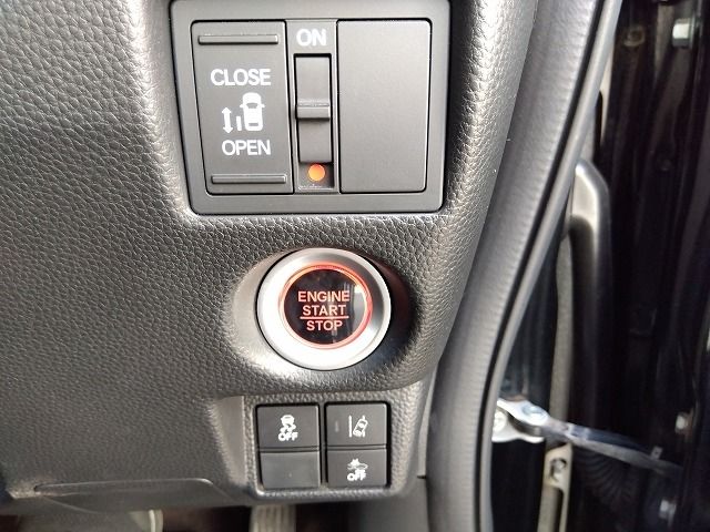 HONDA N BOX CUSTOM 2017