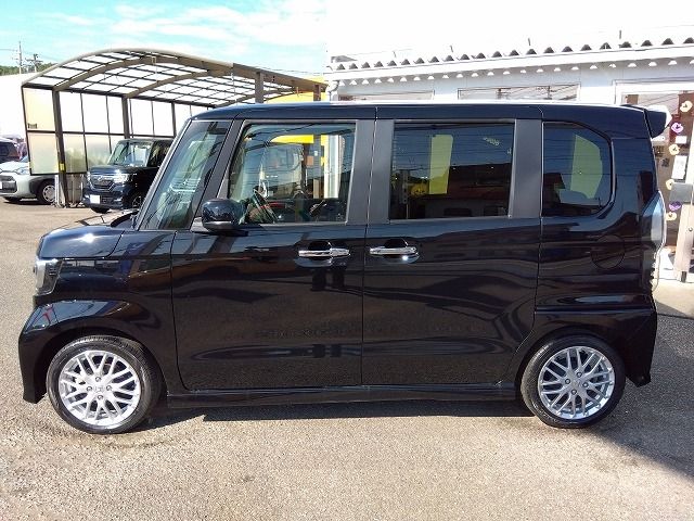 HONDA N BOX CUSTOM 2023