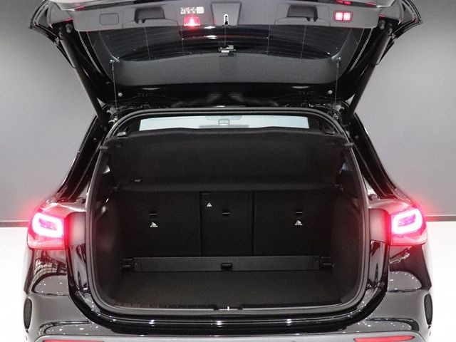 MERCEDES BENZ MERCEDES BENZ GLA class 2023