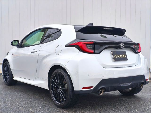 TOYOTA GR YARIS 2021