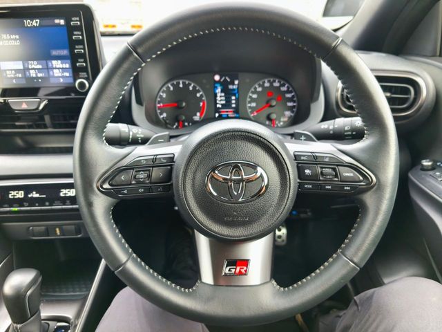 TOYOTA GR YARIS 2021