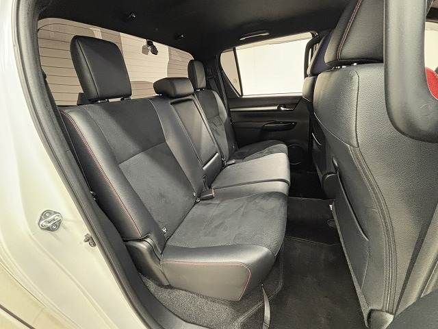 TOYOTA HILUX 4WD 2023