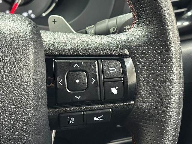 TOYOTA HILUX 4WD 2023