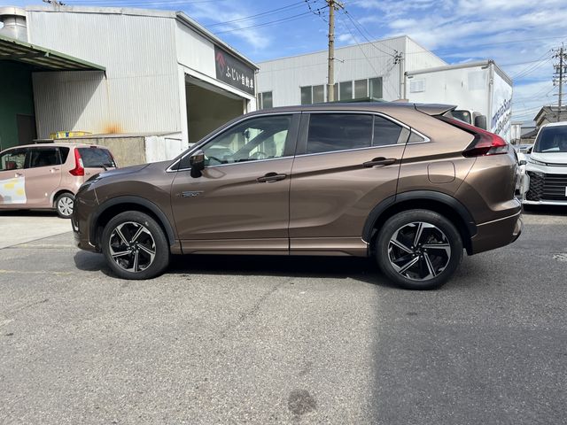 MITSUBISHI ECLIPSE CROSS PHEV 2021