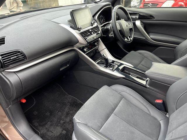 MITSUBISHI ECLIPSE CROSS PHEV 2021