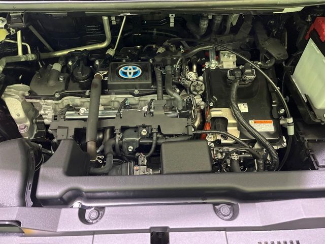 TOYOTA VOXY HYBRID 2025