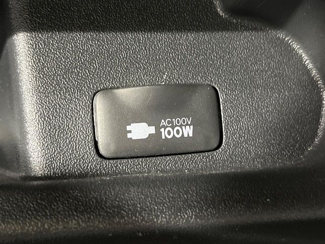 TOYOTA HIACE van 4WD 2022