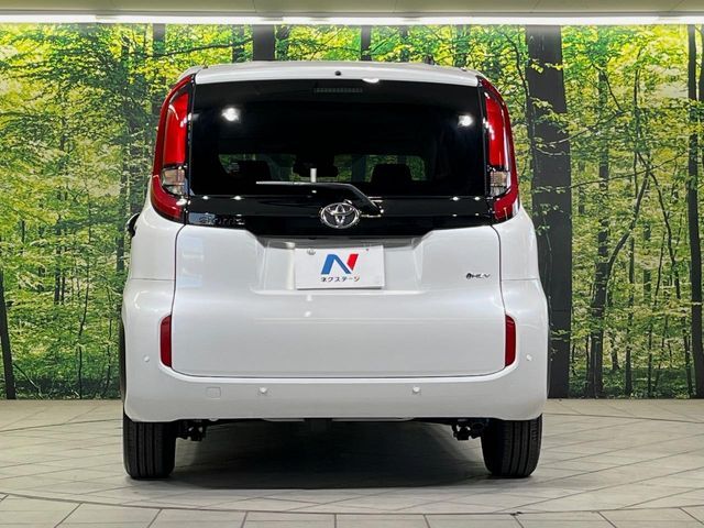 TOYOTA SIENTA HYBRID 2025