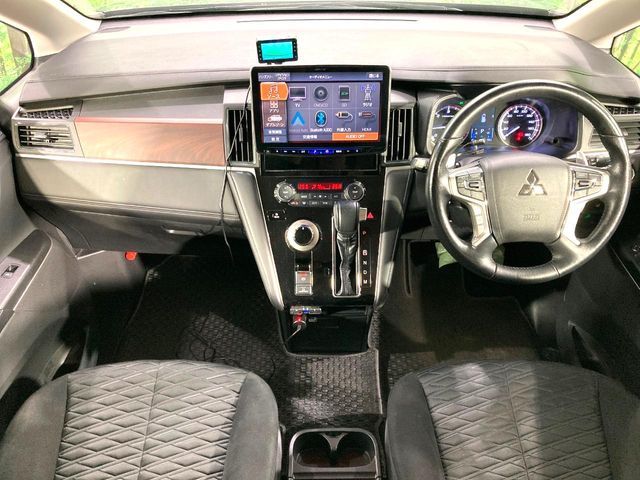 MITSUBISHI DELICA D:5 4WD 2021